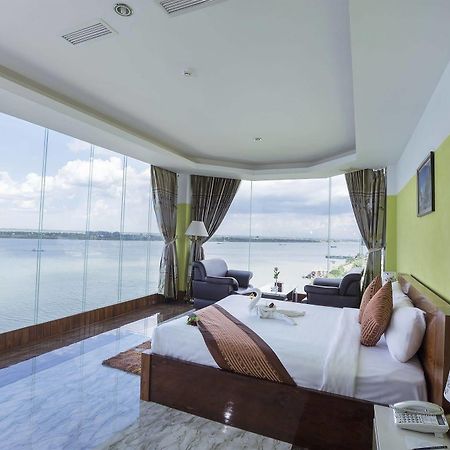 High Sky Hotel Пном Пен Екстериор снимка