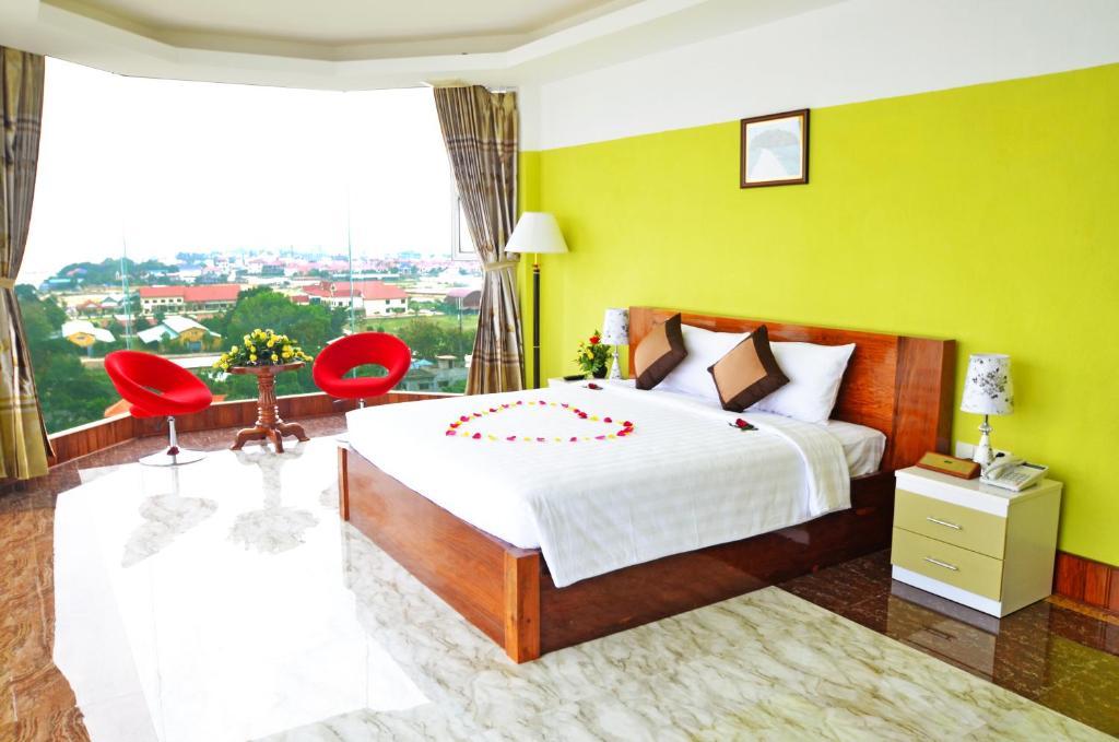 High Sky Hotel Пном Пен Стая снимка